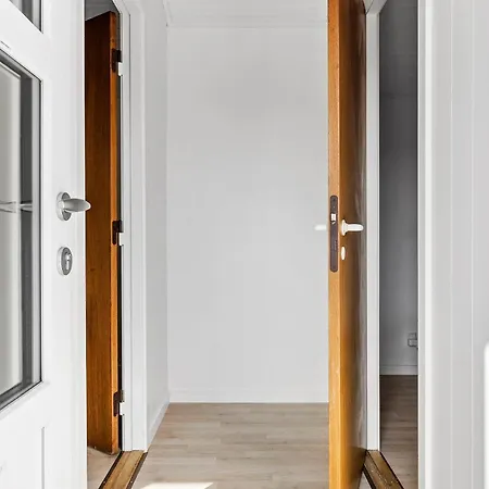 2 Bedroom Amazing In Дом отдыха Оттеруп