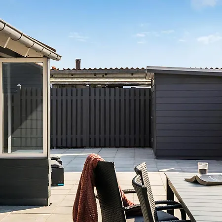 2 Bedroom Amazing In Ferienhaus *